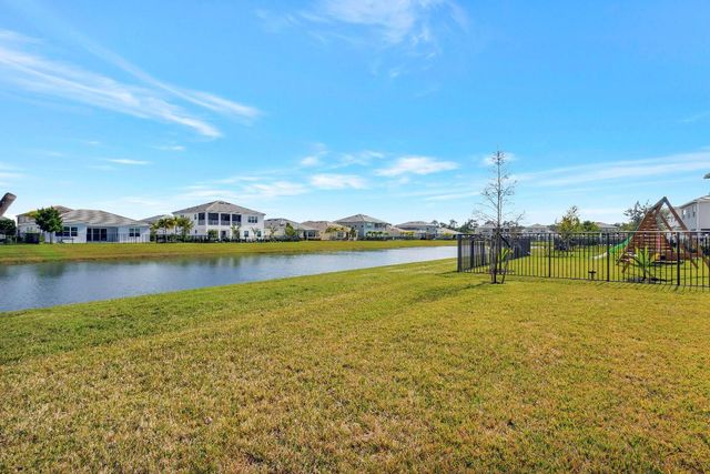 4620 Ambersweet Way, The Acreage, FL 33470