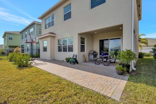 4620 Ambersweet Way, The Acreage, FL 33470