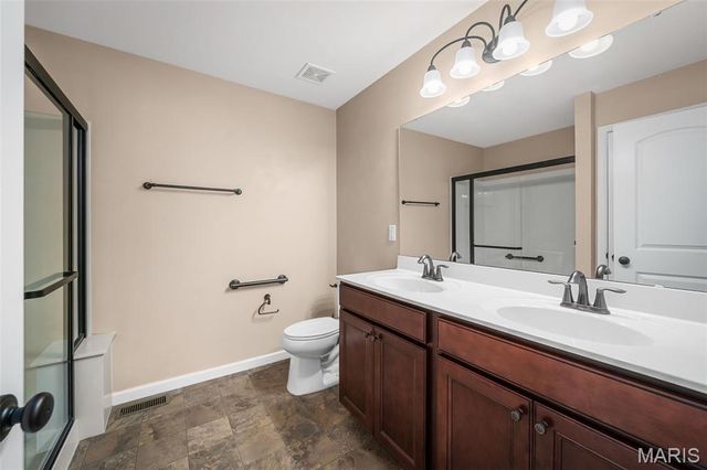 5366 Lakepath Way, Eureka, MO 63025