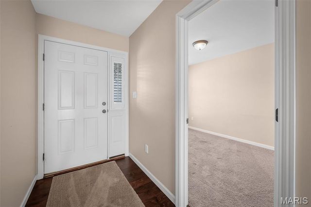 5366 Lakepath Way, Eureka, MO 63025