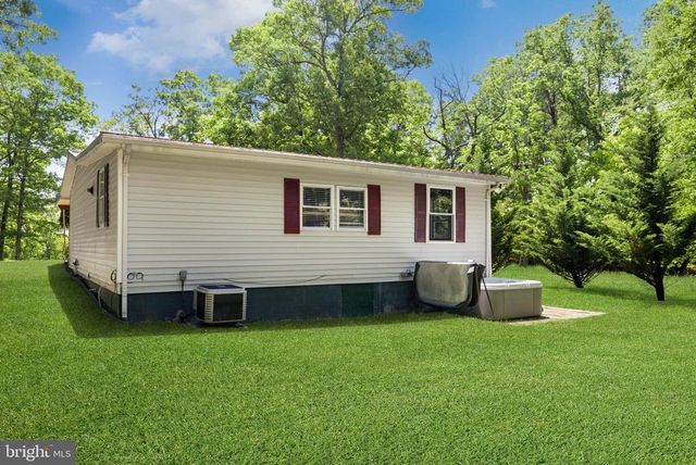 367 RIVERVIEW DR, Luray, VA 22835