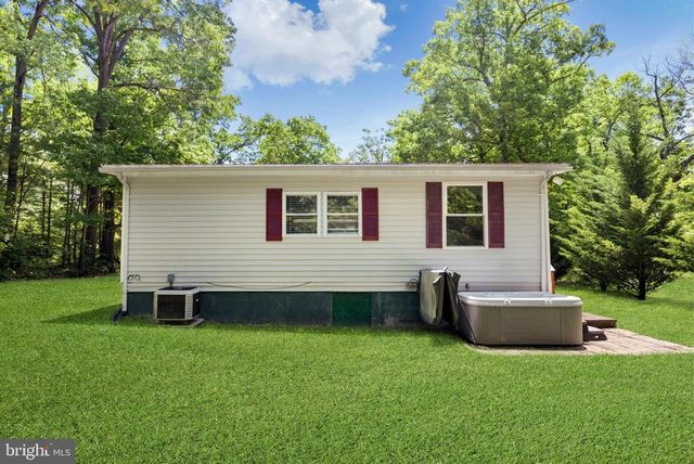 367 RIVERVIEW DR, Luray, VA 22835
