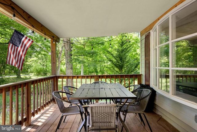 367 RIVERVIEW DR, Luray, VA 22835