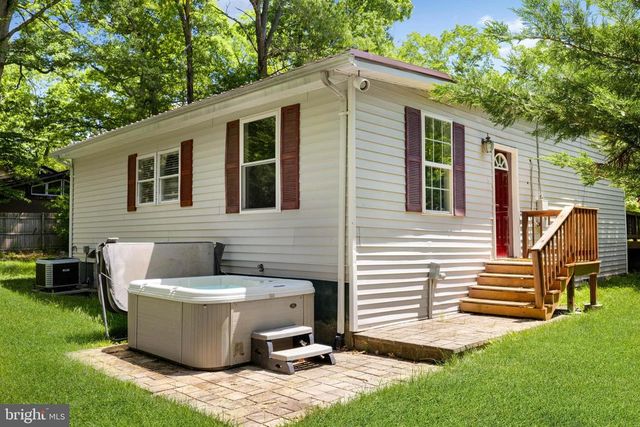 367 RIVERVIEW DR, Luray, VA 22835
