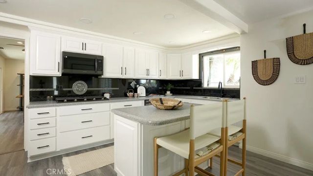 1709 Bolsa, Seal Beach, CA 90740