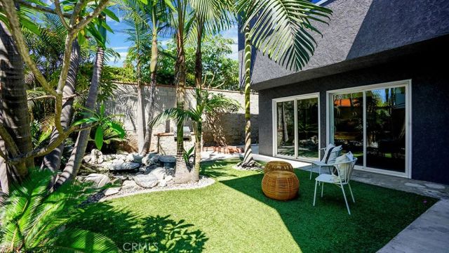 1709 Bolsa, Seal Beach, CA 90740
