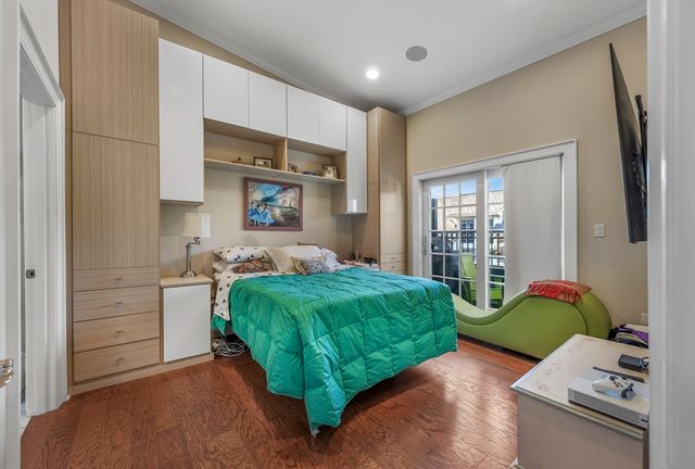 616 E 4th St 402, Boston, MA 02127