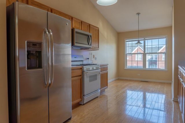 86 Allerton Drive 86, Schaumburg, IL 60194