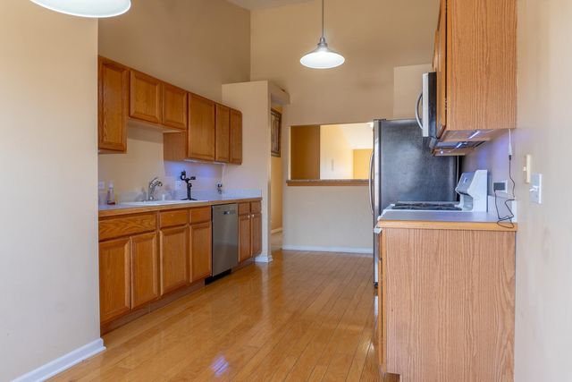 86 Allerton Drive 86, Schaumburg, IL 60194