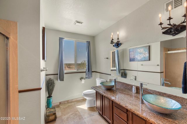 7370 S Cactus Thorn Lane, Tucson, AZ 85747