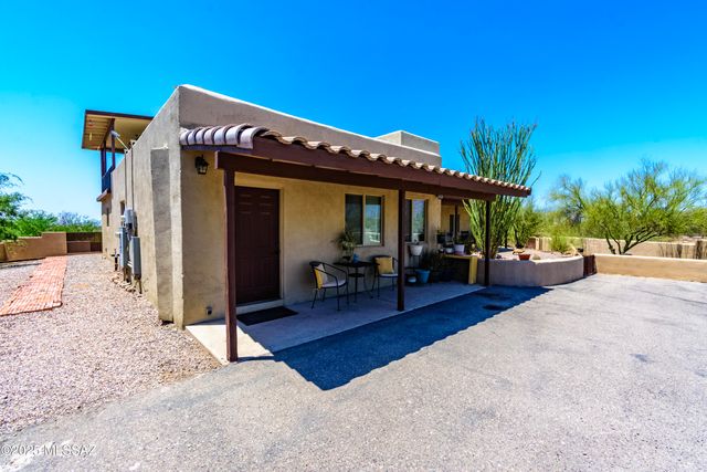 7370 S Cactus Thorn Lane, Tucson, AZ 85747