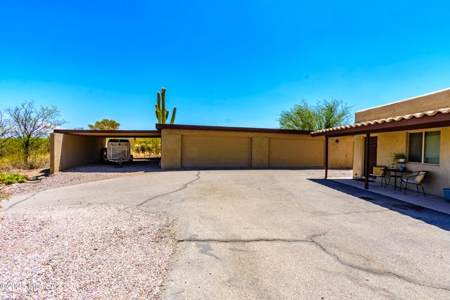 7370 S Cactus Thorn Lane, Tucson, AZ 85747