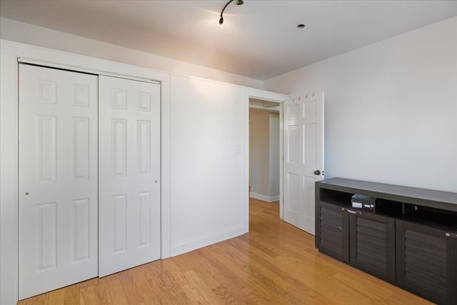 4055 N Spaulding Avenue 1, Chicago, IL 60618