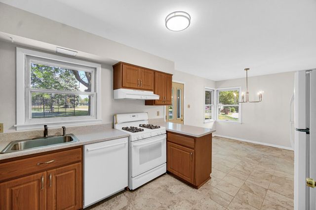 1112 Hickory Road, Homewood, IL 60430