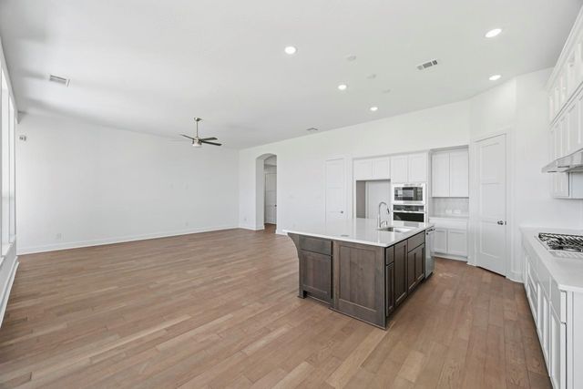 12246 Valencia Boulevard, Mont Belvieu, TX 77523
