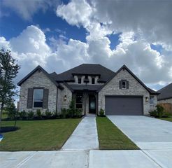 12246 Valencia Boulevard, Mont Belvieu, TX 77523