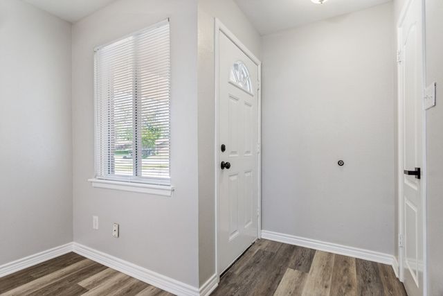 201 Wofford Way, Saginaw, TX 76179