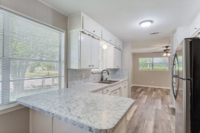 201 Wofford Way, Saginaw, TX 76179