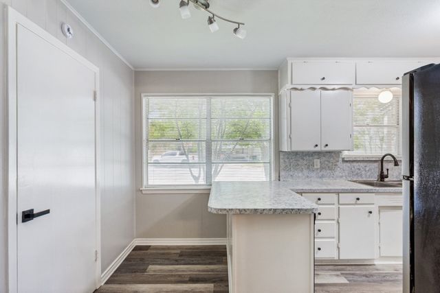 201 Wofford Way, Saginaw, TX 76179