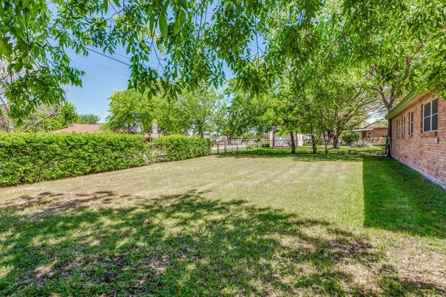 201 Wofford Way, Saginaw, TX 76179