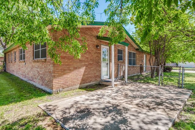 201 Wofford Way, Saginaw, TX 76179