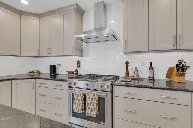 210 ROYAL OAKS CIRCLE, Longwood, FL 32779