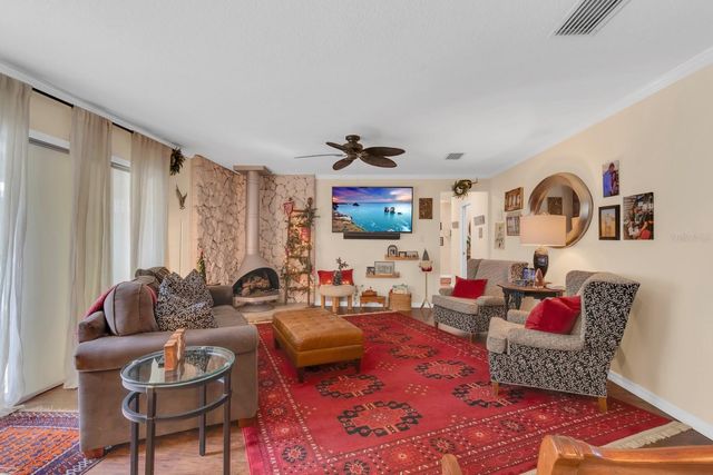 210 ROYAL OAKS CIRCLE, Longwood, FL 32779