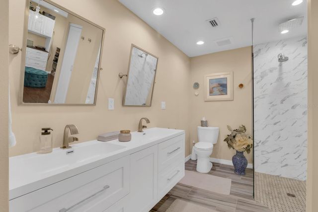 210 ROYAL OAKS CIRCLE, Longwood, FL 32779