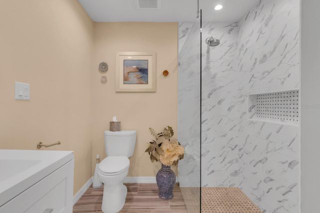 210 ROYAL OAKS CIRCLE, Longwood, FL 32779