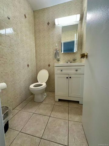 42-40 Bowne Street 3L, Flushing, NY 11355