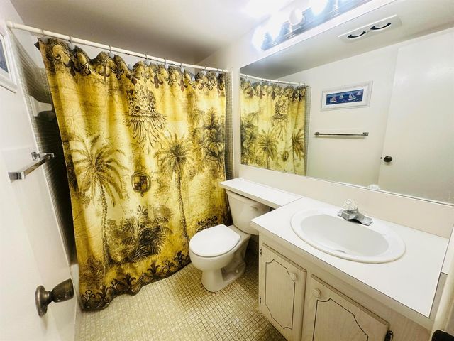59 OAKRIDGE E, Deerfield Beach, FL 33442