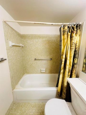 59 OAKRIDGE E, Deerfield Beach, FL 33442