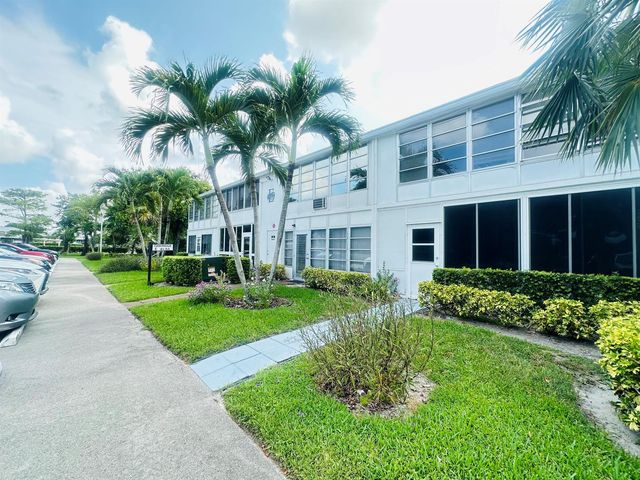 59 OAKRIDGE E, Deerfield Beach, FL 33442