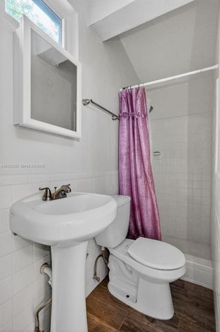 2030 N 57th Ter, Hollywood, FL 33021