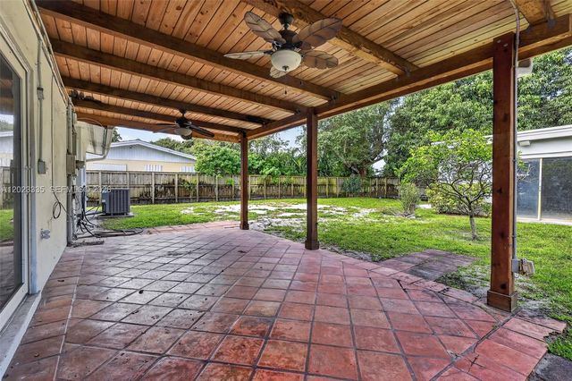 2030 N 57th Ter, Hollywood, FL 33021