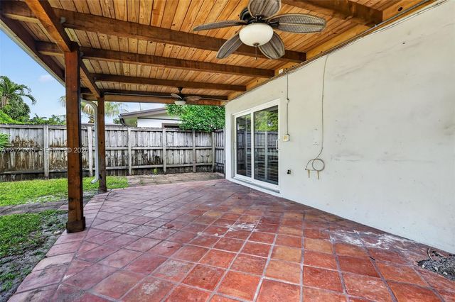 2030 N 57th Ter, Hollywood, FL 33021