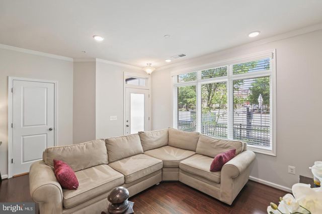 1102 RIBBON LIMESTONE TER SE, Leesburg, VA 20175