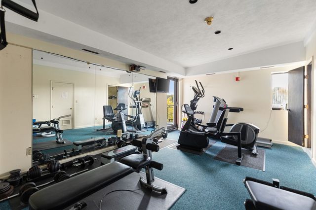 990 Massachusetts Ave 73, Arlington, MA 02476