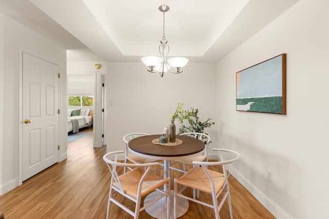 990 Massachusetts Ave 73, Arlington, MA 02476