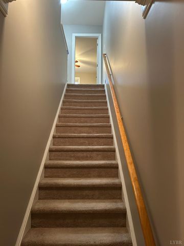 624 Capstone Drive, Lynchburg, VA 24502