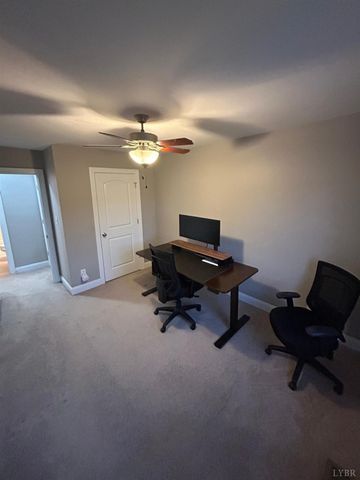 624 Capstone Drive, Lynchburg, VA 24502