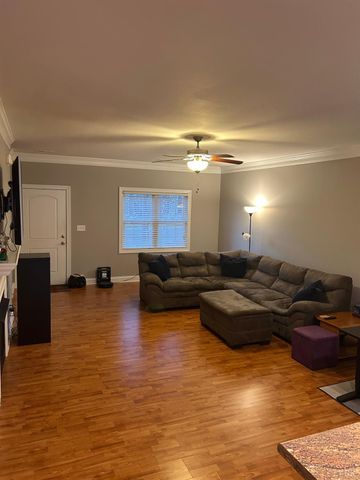 624 Capstone Drive, Lynchburg, VA 24502