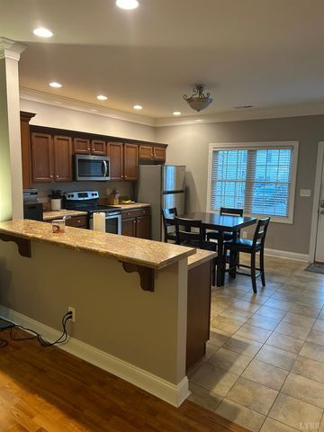 624 Capstone Drive, Lynchburg, VA 24502