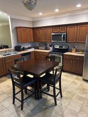 624 Capstone Drive, Lynchburg, VA 24502