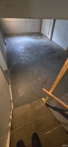 26212 County Road 4, Elkhart, IN 46514