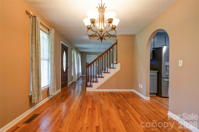 189 Hazelhurst Lane, Mooresboro, NC 28114