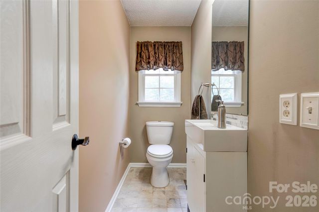 189 Hazelhurst Lane, Mooresboro, NC 28114