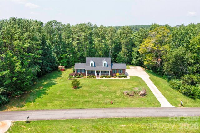 189 Hazelhurst Lane, Mooresboro, NC 28114