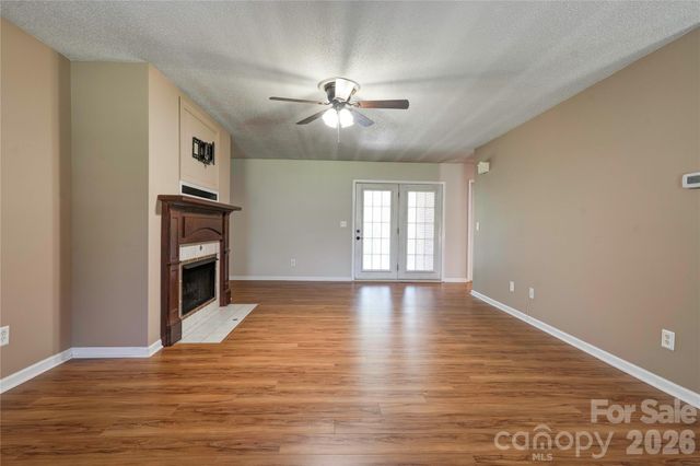 189 Hazelhurst Lane, Mooresboro, NC 28114