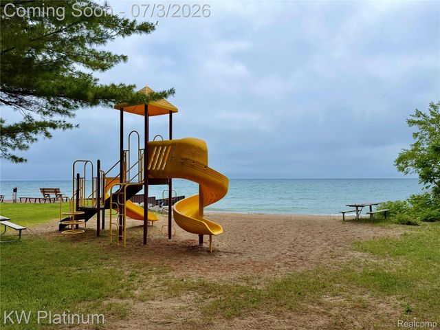 7955 Lakeshore Road, Burtchville Township, MI 48059